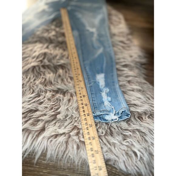 Gogo women’s distressed blue jeans - Picture 6 of 11